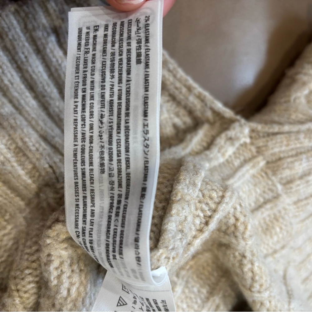Abercrombie & Fitch Cable Turtleneck oversized boxy Sweater - Cream - Picture 6 of 6